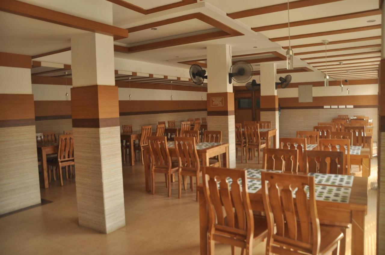 Hotel Pams Mayiladuthurai Bagian luar foto