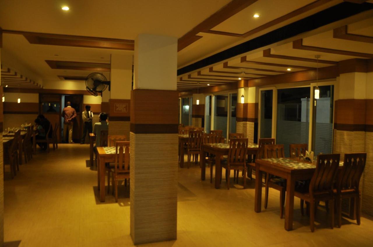 Hotel Pams Mayiladuthurai Bagian luar foto