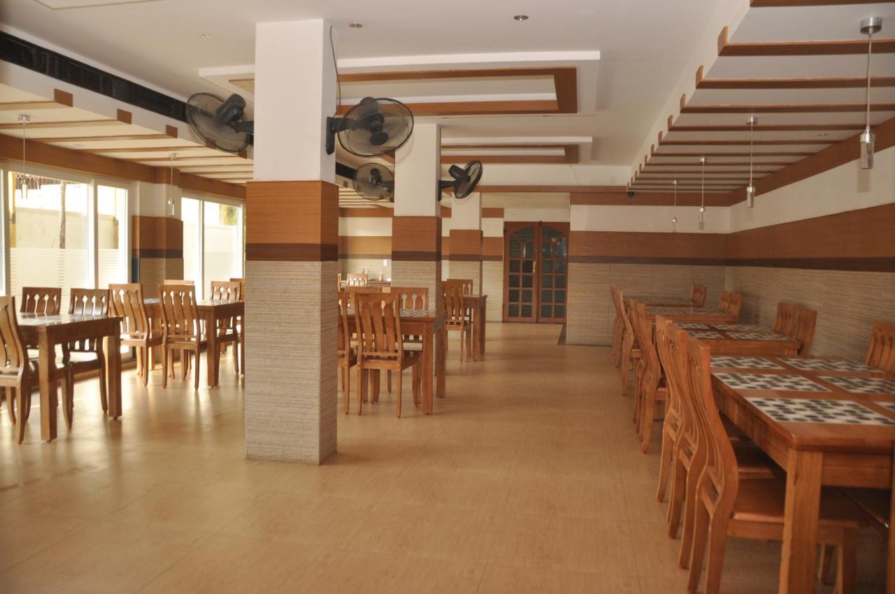 Hotel Pams Mayiladuthurai Bagian luar foto