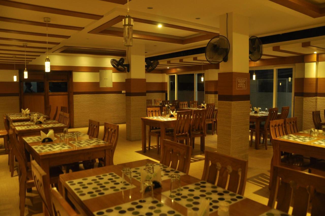 Hotel Pams Mayiladuthurai Bagian luar foto