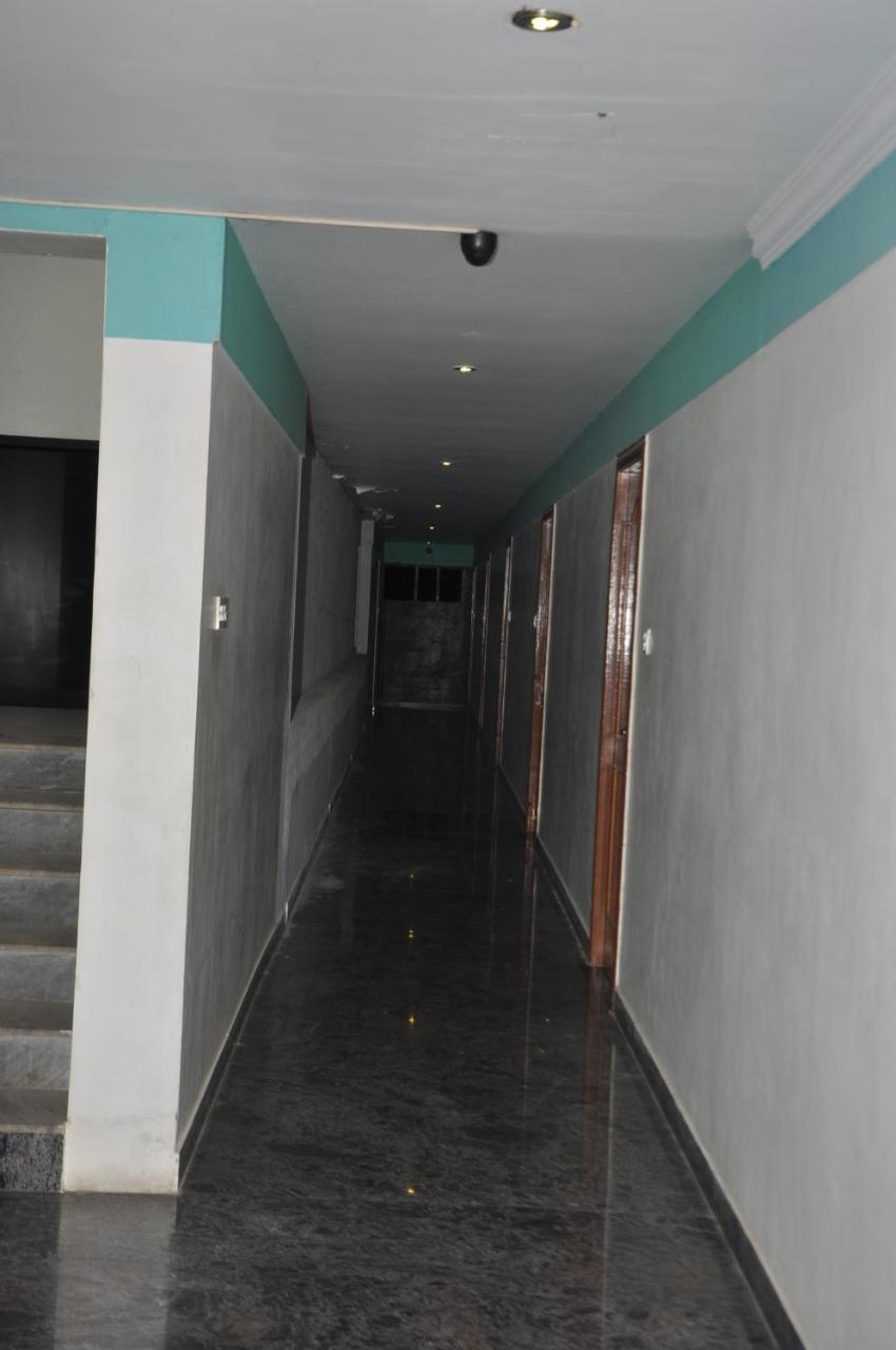 Hotel Pams Mayiladuthurai Bagian luar foto
